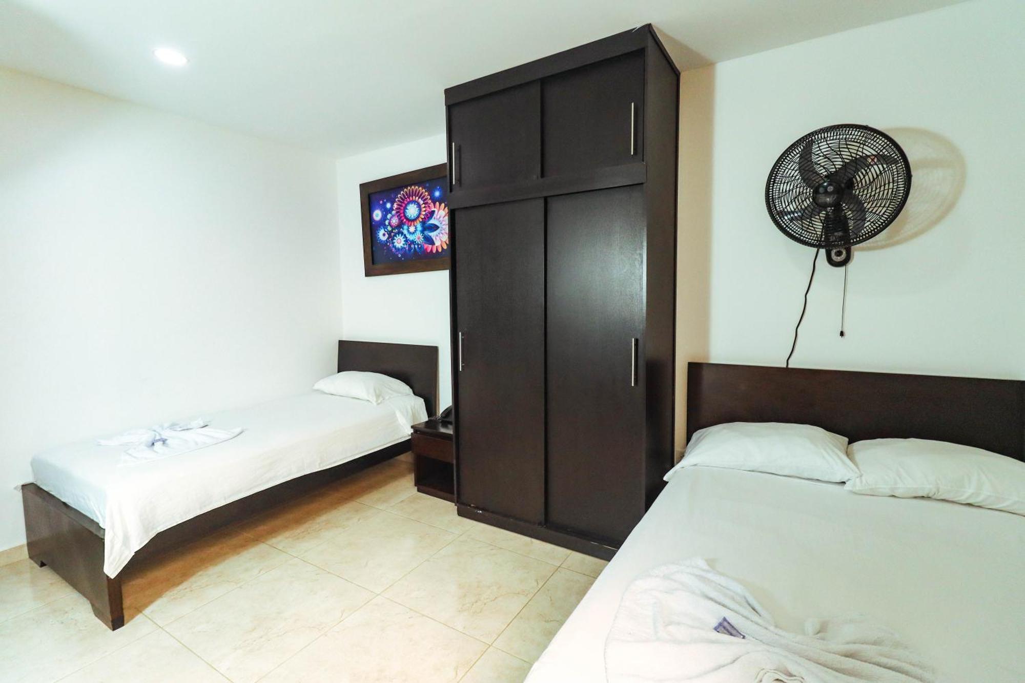 Hotel California Air Carepa Quarto foto